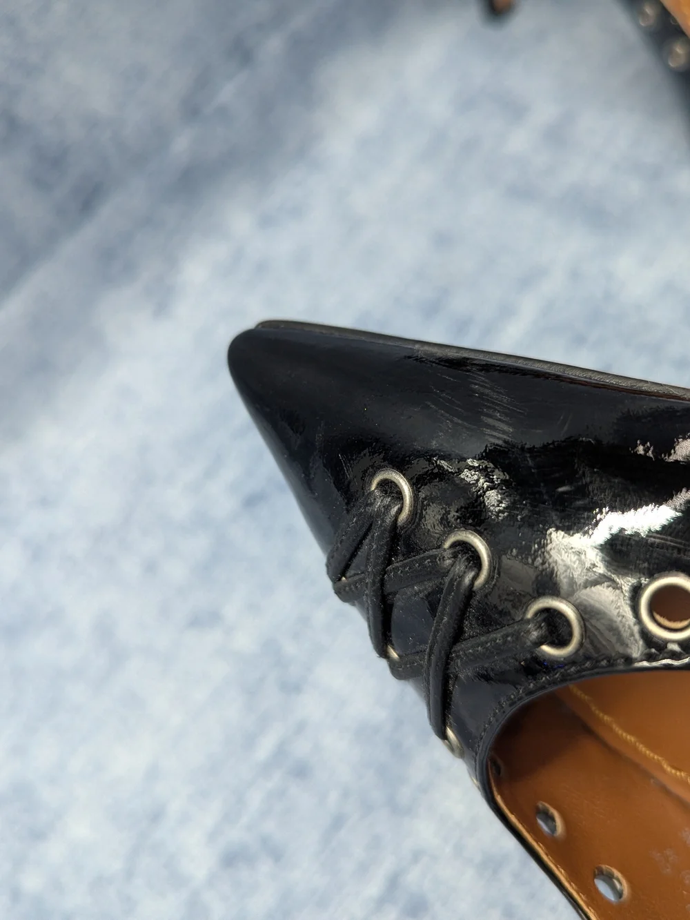Coach Varick Pumps Patent Leather Pointed Toe Grommet Stiletto Heel Black Sz 7.5